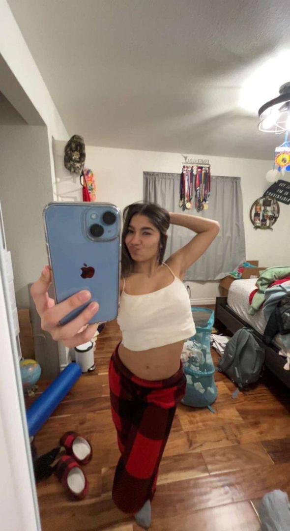 michelle89469, 22 years old from United States