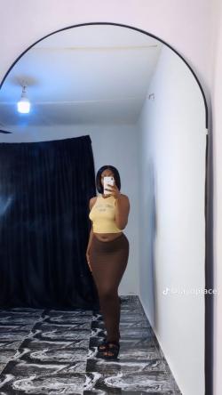 mimi224, 23 years old from Nigeria