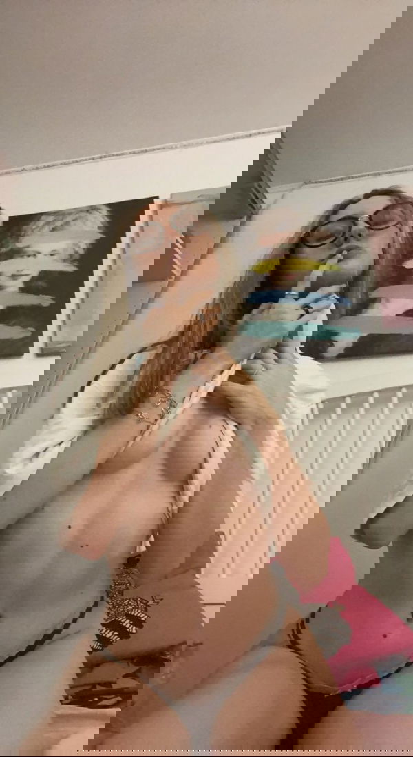 mojija3318, 21 years old from United Kingdom