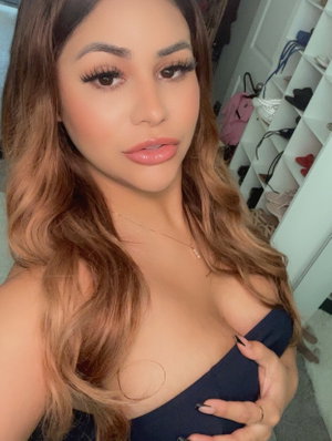 monisolamoore4's Profile Photo