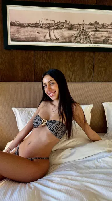 nabaye8201, 22 years old from United Kingdom