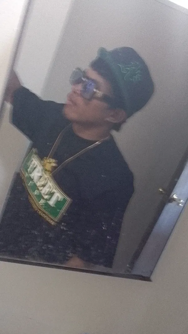 namunanisto, 25 years old from Colombia