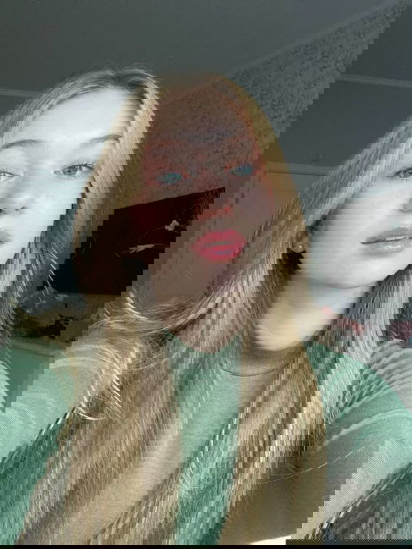 NatalieWilson, 21 years old from Canada