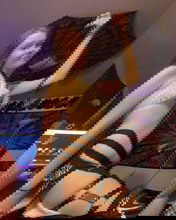 nohehe1817, 22 years old from United States