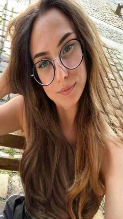 nora464, 23 years old from United States