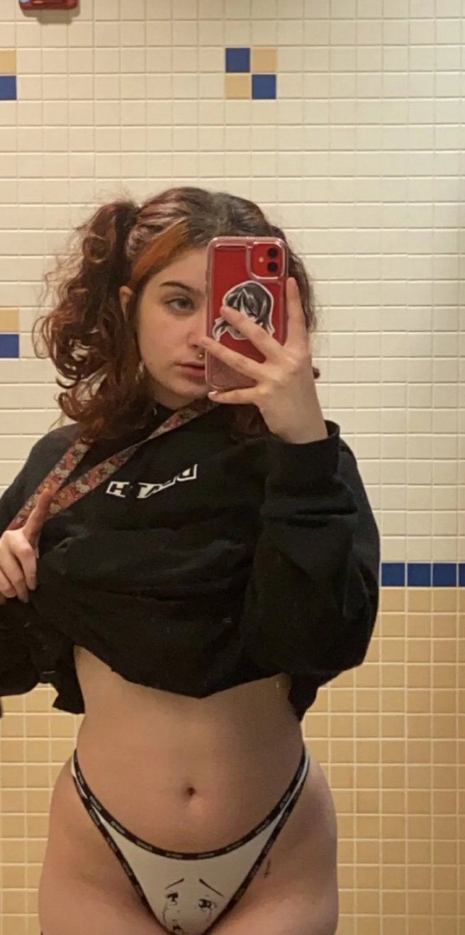 nydozuva's Profile Photo