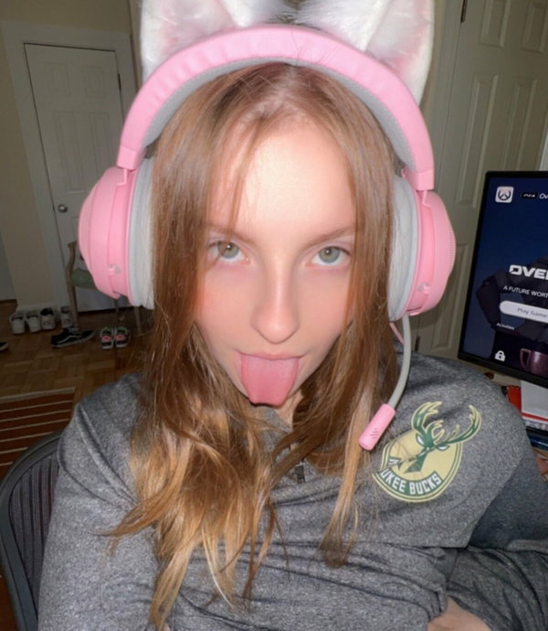 orjoypay, 21 years old from United Kingdom