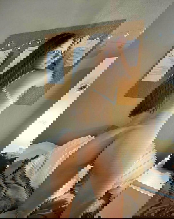 patic63255, 20 years old from United Kingdom