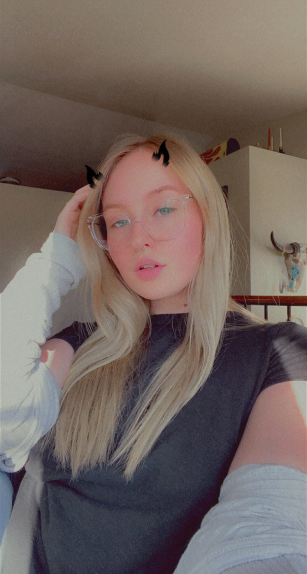 pet934, 21 years old from United States