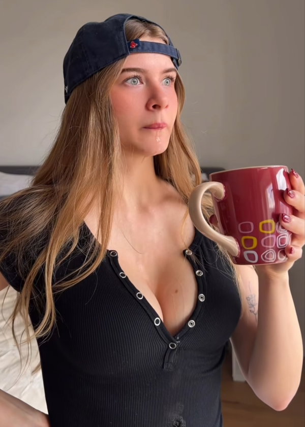 pwqwnxt, 24 years old from Austria