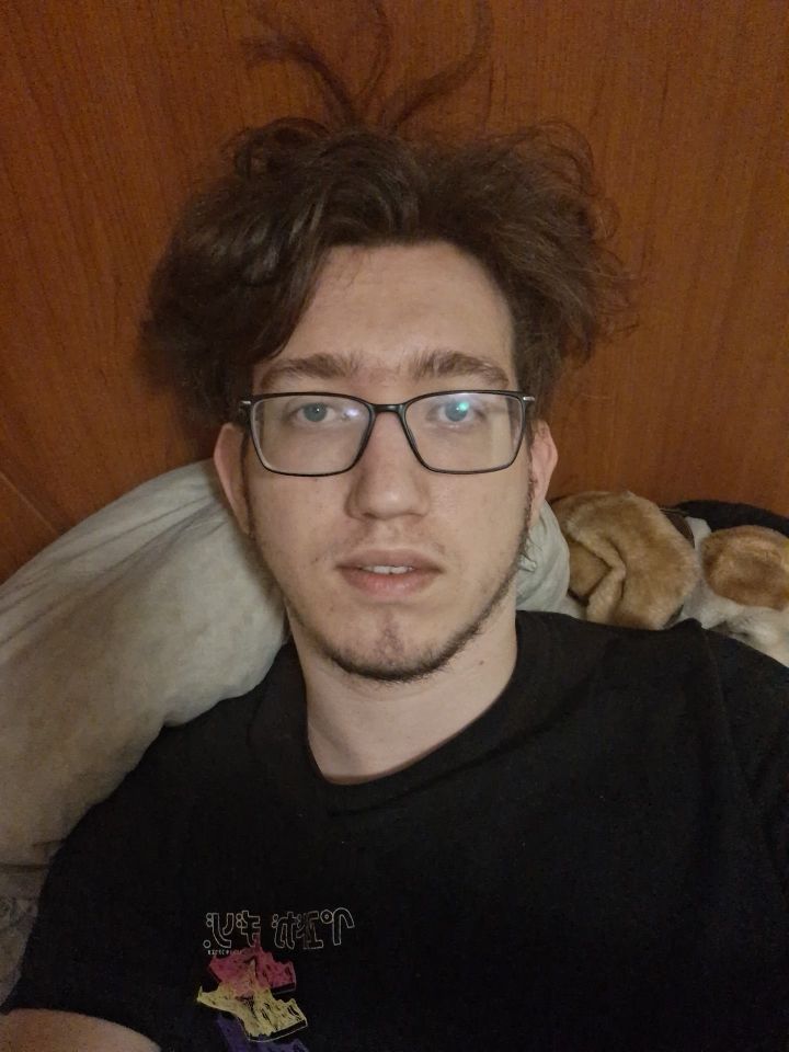 qwertz105's Profile Photo