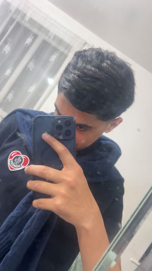 r4h1mal18's Profile Photo