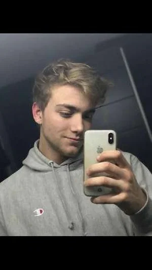 randlejosh995's Profile Photo