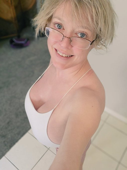 rexak49300's Profile Photo