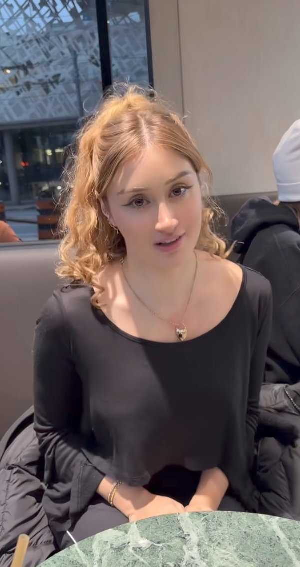 rnoqeqy, 24 years old from United Kingdom