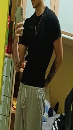 robin03's Profile Photo