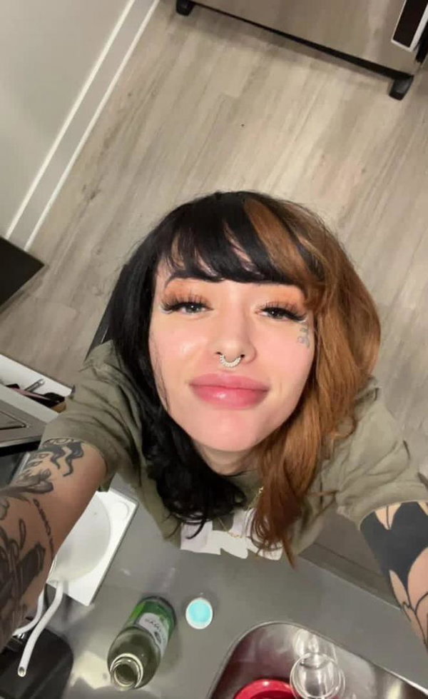 Rosemary24434, 25 years old from Australia