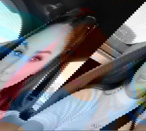 rovavos530, 20 years old from United Kingdom