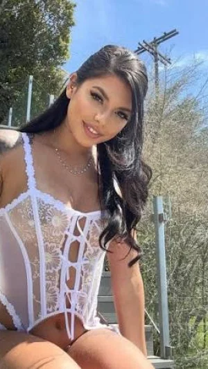 sanddyrose's Profile Photo