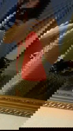 sandrabashful's Profile Photo