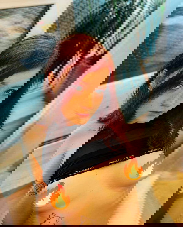 SaraRose, 19 years old from United States