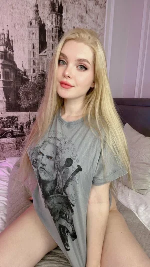sarefer381, 22 years old from United States