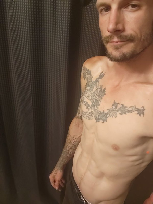 saviorjm18, 34 years old from United States