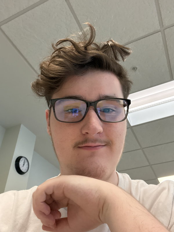 scifone, 19 years old from United States