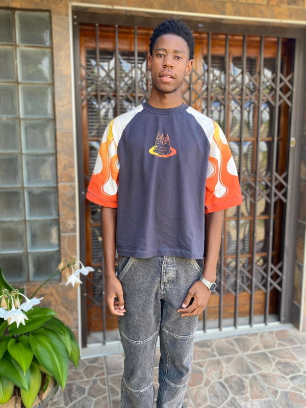 sejaitumeleng, 19 years old from South Africa