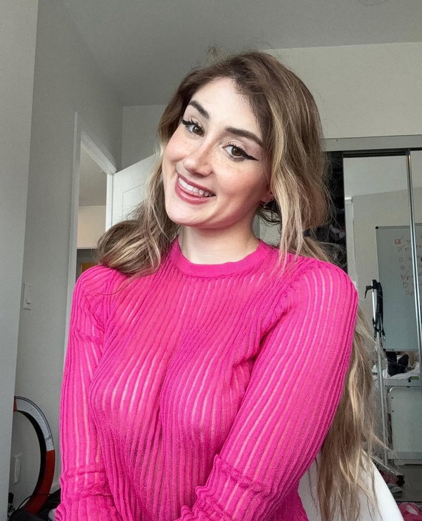 Serenawarrens, 25 years old from United States