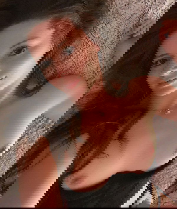 sewtansob, 22 years old from United States