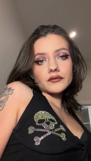 sfl0ve, 25 years old from United States
