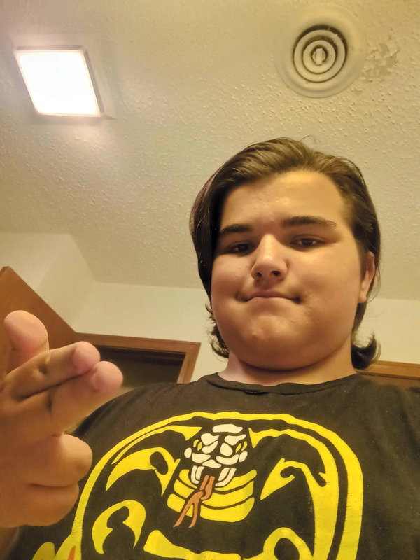 sharkknifer7706, 20 years old from United States