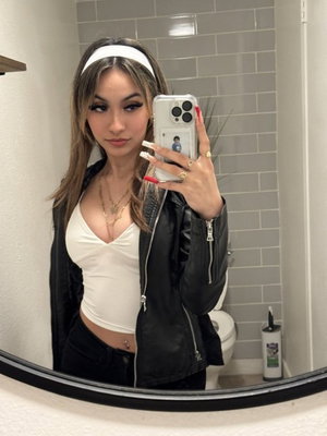sharongrace45555's Profile Photo