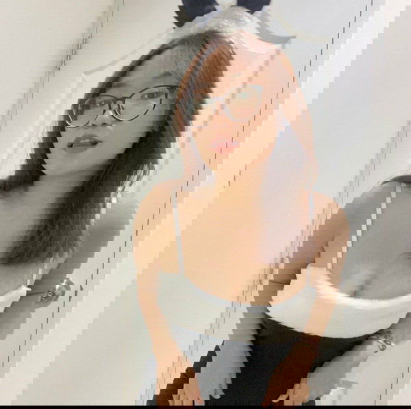 sidoc52218, 20 years old from United Kingdom