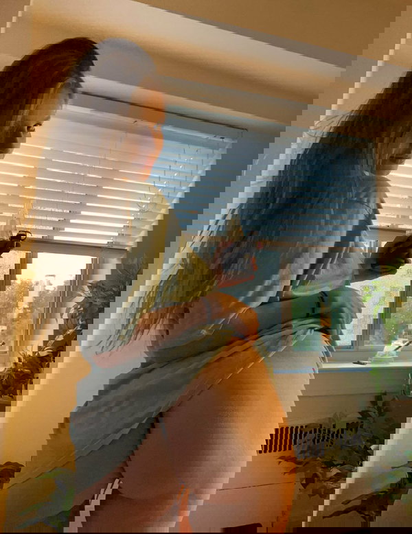 sinora69, 21 years old from United States