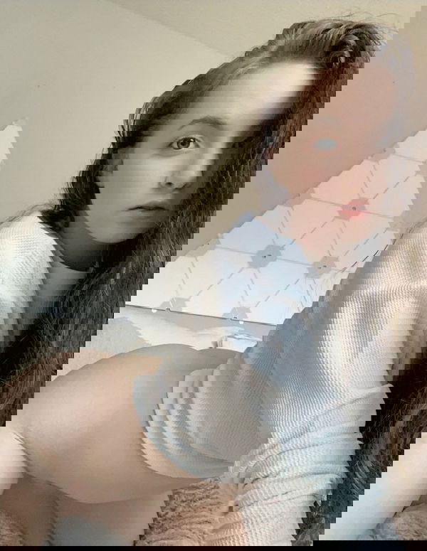 sofia1, 22 years old from Belgium