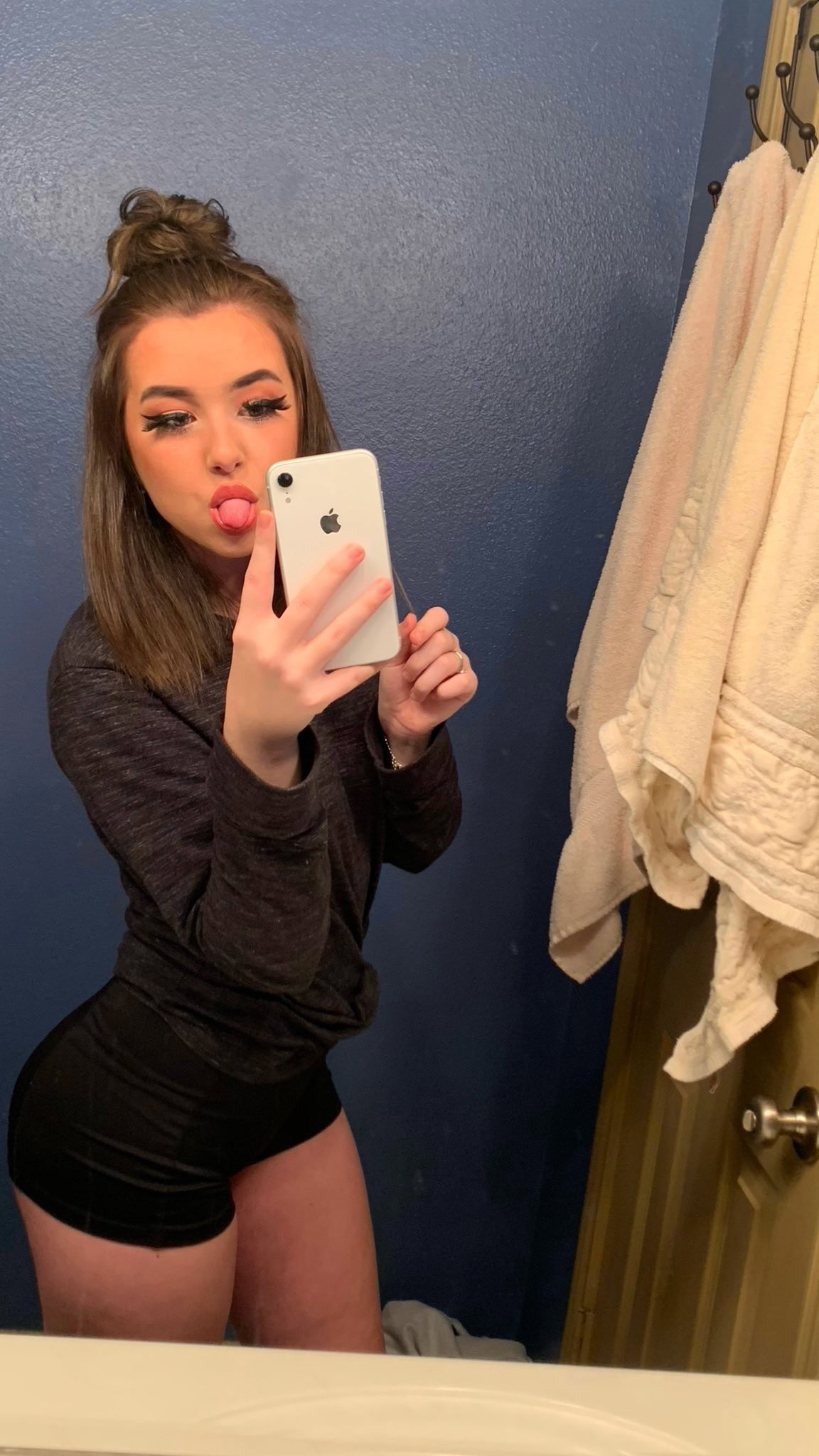 sophia975x's Profile Photo