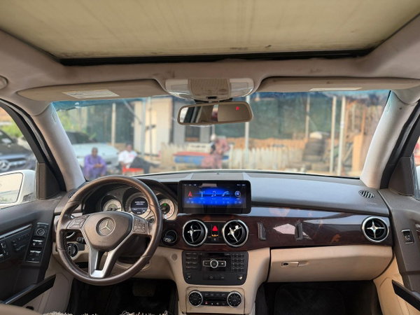 sulex, 22 years old from Nigeria