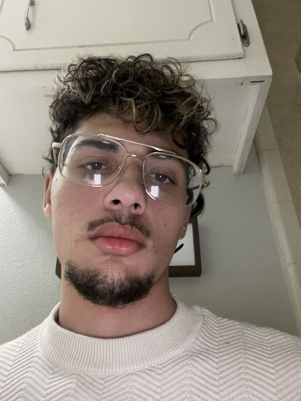 super8cookie9, 19 years old from United States