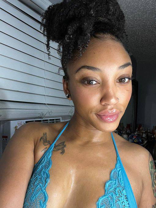 tirijim264, 25 years old from United States