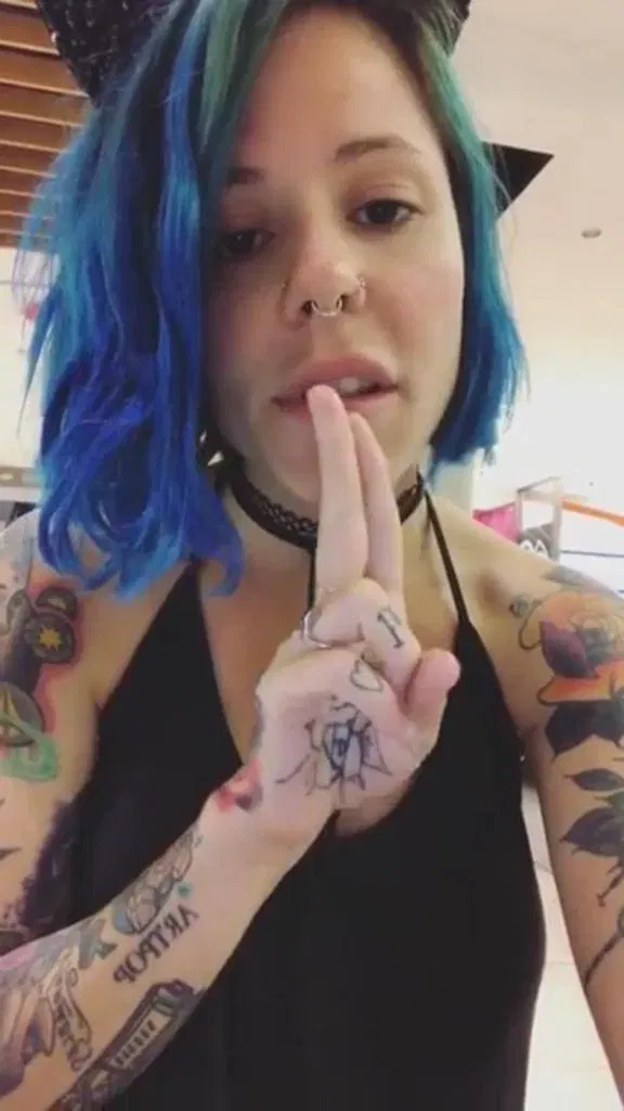 tomig27077, 19 years old from Sweden