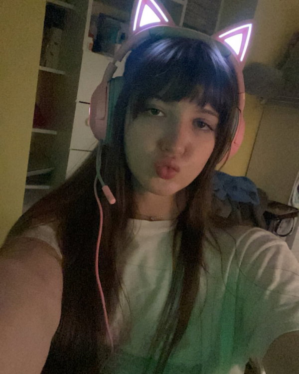 tranny, 26 years old from United States