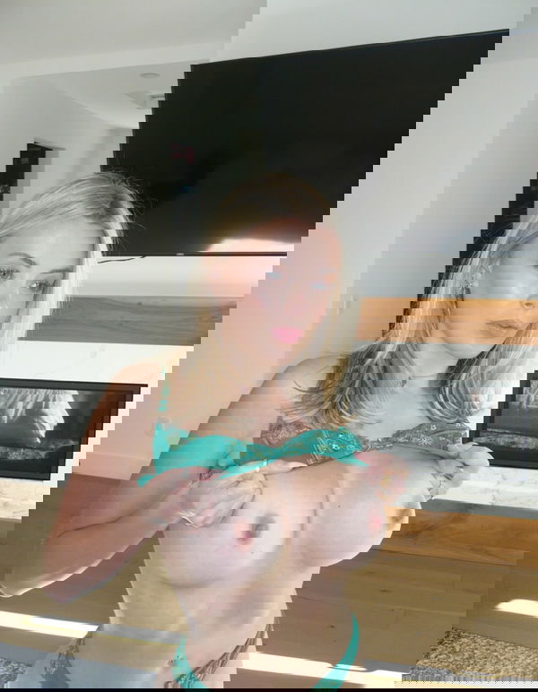 tryfoerot, 23 years old from Austria