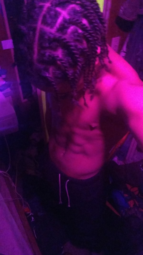 ttiasen49, 19 years old from United States