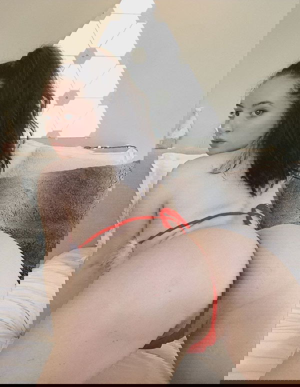 uyrtb, 22 years old from Austria