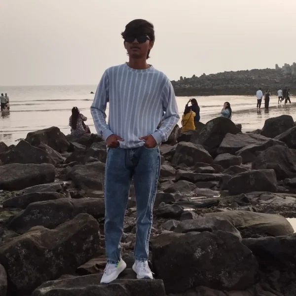 vansh_shah2025, 19 years old from India