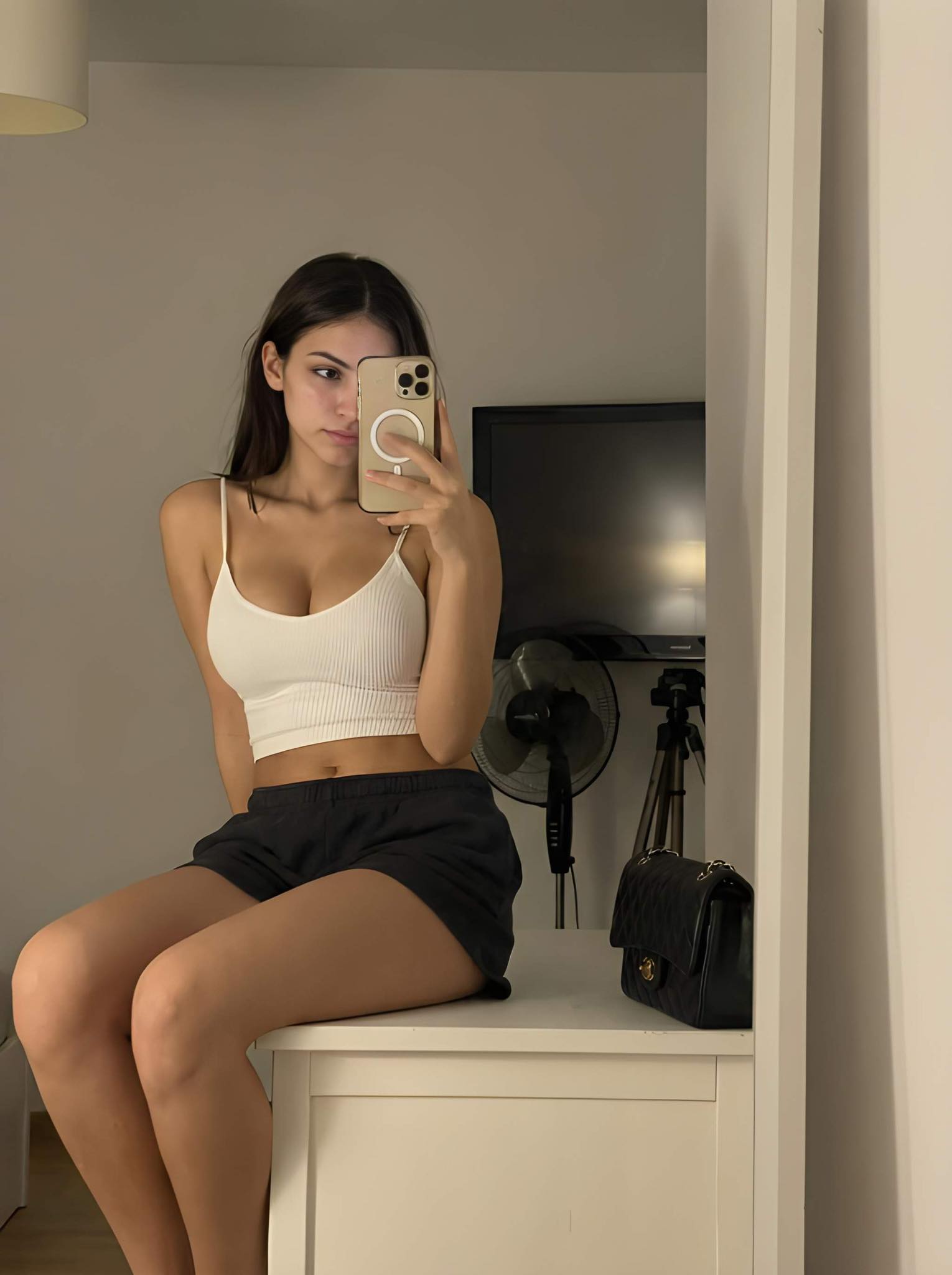 varanec443's Profile Photo