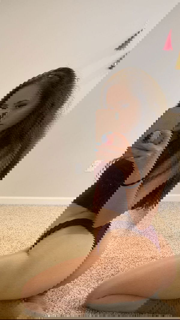 videocall736, 20 years old from United States