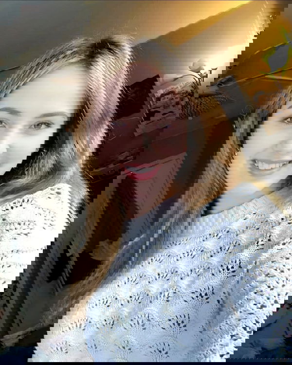 vixeyan, 22 years old from United States